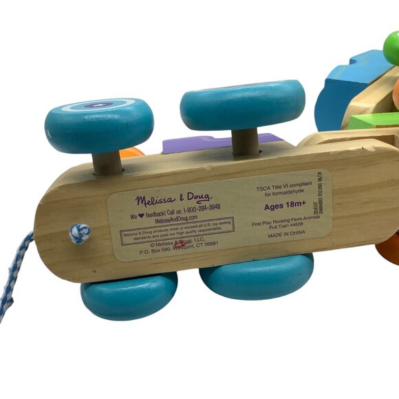 Melissa & Doug Wooden Rainbow 3 Linking Train Toy Age 18 Months+ Pull String - Picture 3 of 5